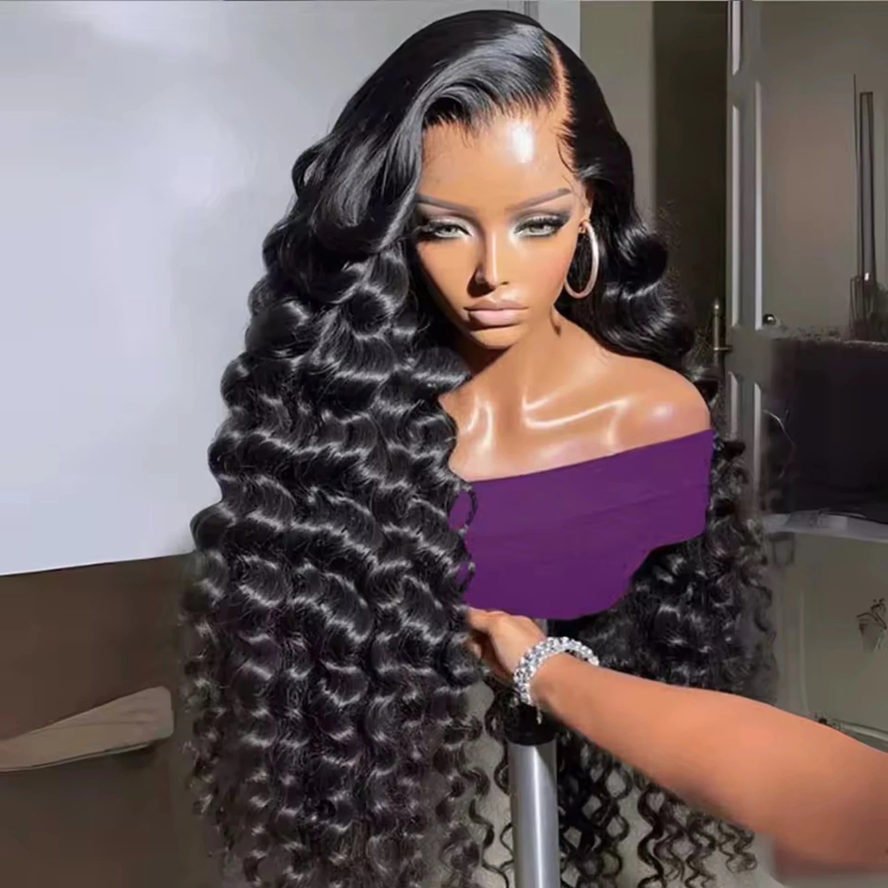Soft 13X4X1 HD Lace Front Wig Synthetic Body Wave Prepluck Hairline Glueless Wigs